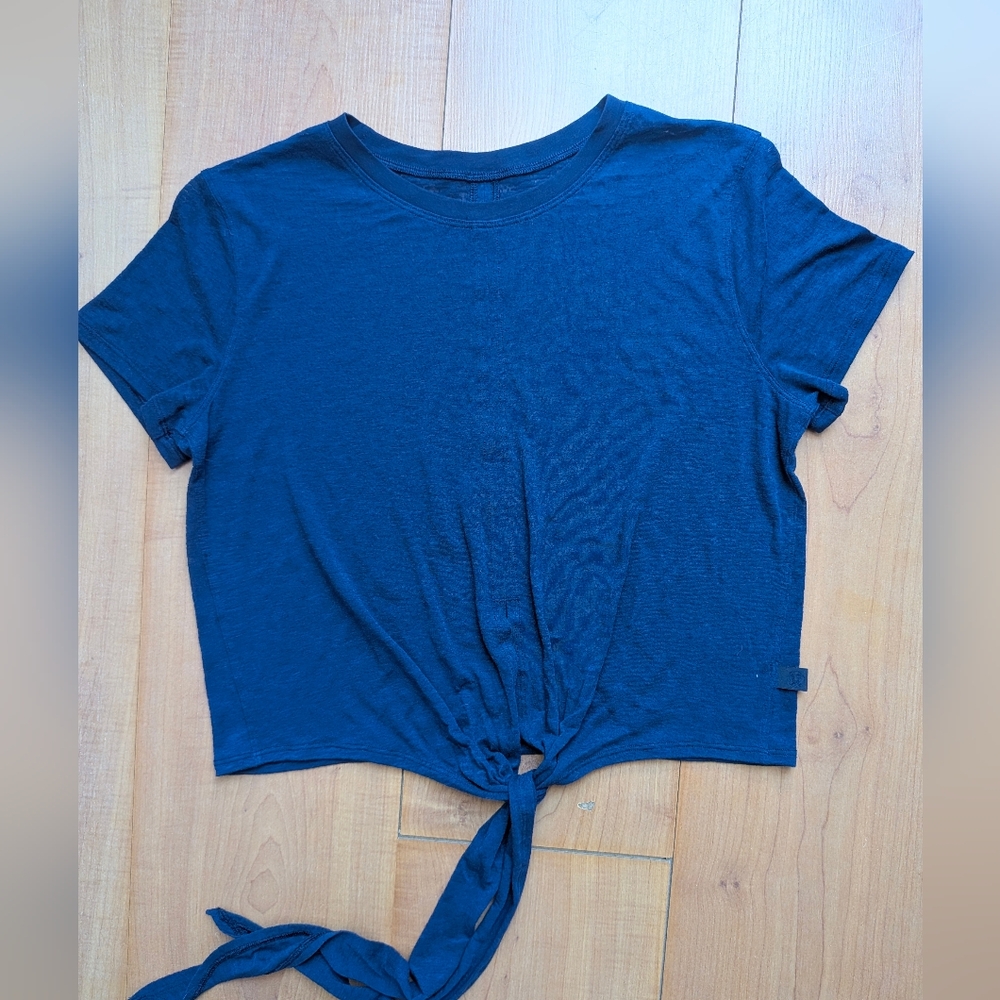 Lululemon Tie-Waist Breathable Short-Sleeve Shirt - Picture 9 of 11